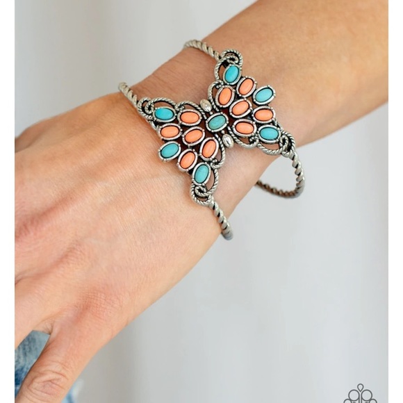 paparazzi Jewelry - Pleasantly Plains - Multi - Bracelet. NEW